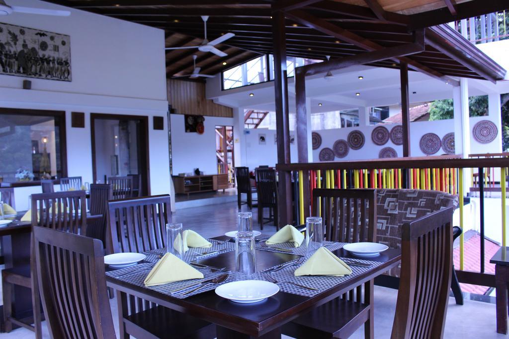 The Kandyan Exterior foto
